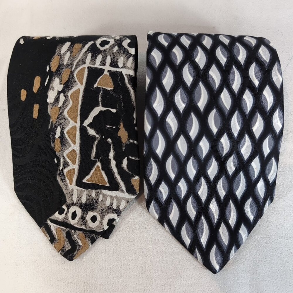 Michael Cross 2 Set 100% Silk Men's Neck Tie Geometric Pattern Black White Gold
